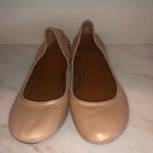 Lucky Brand rose cream ballet flats